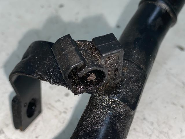 bontott VW POLO IV Vízcső