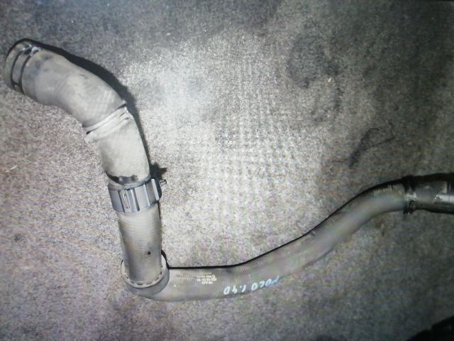 bontott VW POLO IV Vízhűtő Cső Alsó