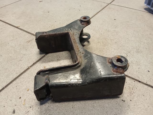 bontott VW POLO IV Váltó Tartó Bak (Pozíciófüggetlen)