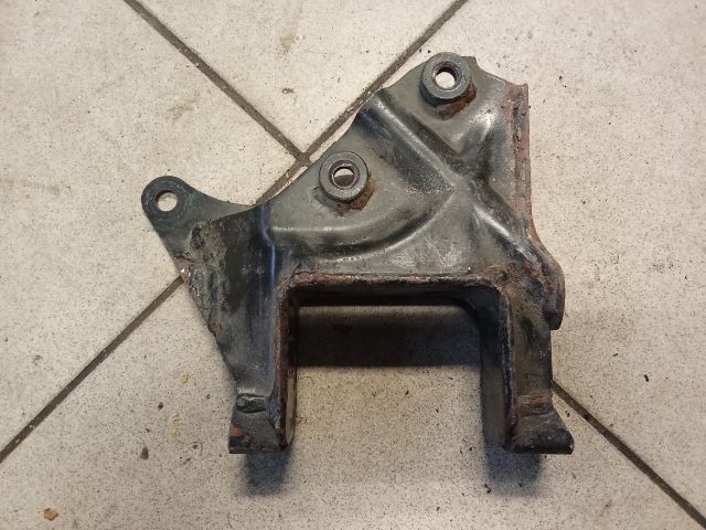 bontott VW POLO IV Váltó Tartó Bak (Pozíciófüggetlen)