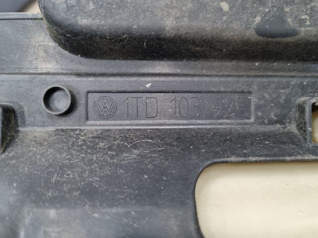 bontott VW POLO IV Felső Motorburkolat