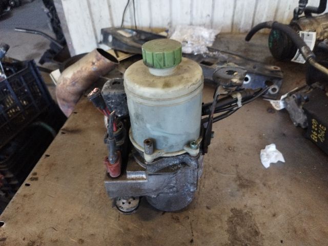 bontott VW POLO IV Kormányszervó Motor (Hidraulikus)