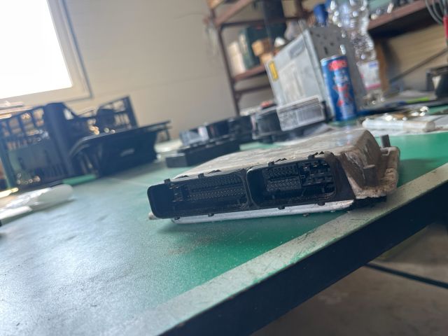 bontott VW POLO IV Motorvezérlő