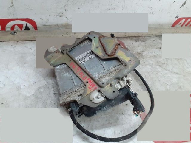 bontott VW POLO IV Motorvezérlő