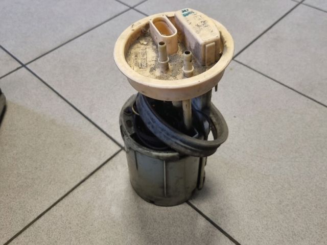 bontott VW POLO IV Üzemanyag Szivattyú