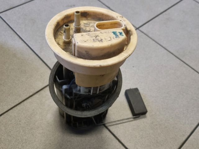 bontott VW POLO IV Üzemanyag Szivattyú