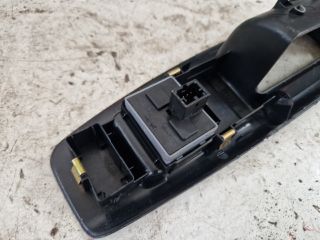 bontott VW POLO IV Ablakemelő Kapcsoló Négyes / Kettes