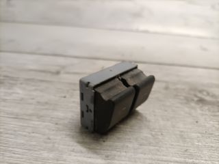 bontott VW POLO IV Ablakemelő Kapcsoló Négyes / Kettes