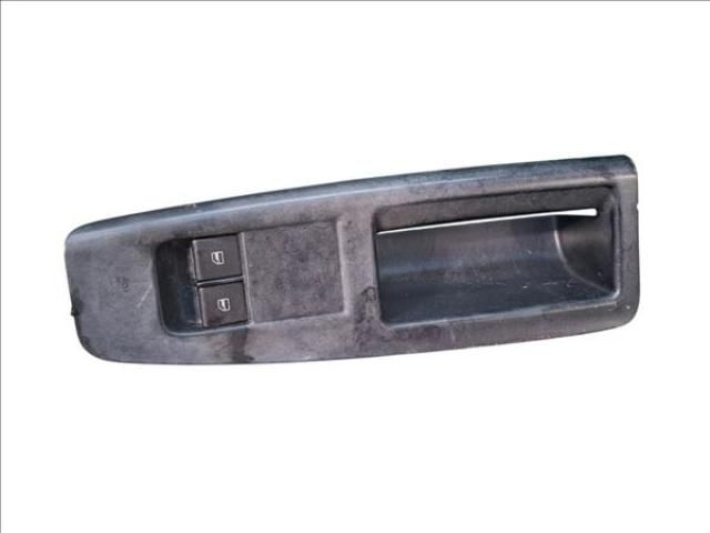 bontott VW POLO IV Ablakemelő Kapcsoló Négyes / Kettes