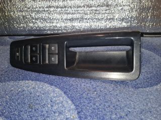 bontott VW POLO IV Ablakemelő Kapcsoló Négyes / Kettes
