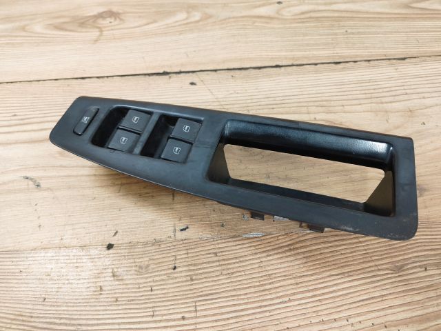 bontott VW POLO IV Ablakemelő Kapcsoló Négyes / Kettes