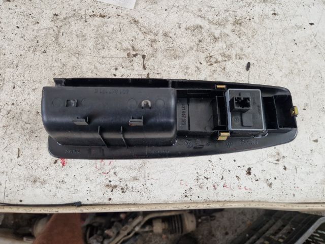 bontott VW POLO IV Ablakemelő Kapcsoló Négyes / Kettes