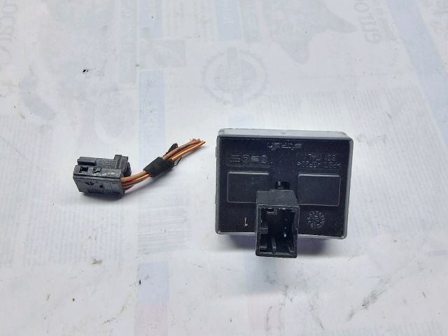 bontott VW POLO IV Ablakemelő Kapcsoló Négyes / Kettes