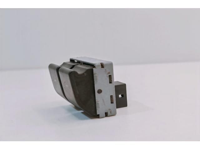 bontott VW POLO IV Ablakemelő Kapcsoló (Pozíciófüggetlen)