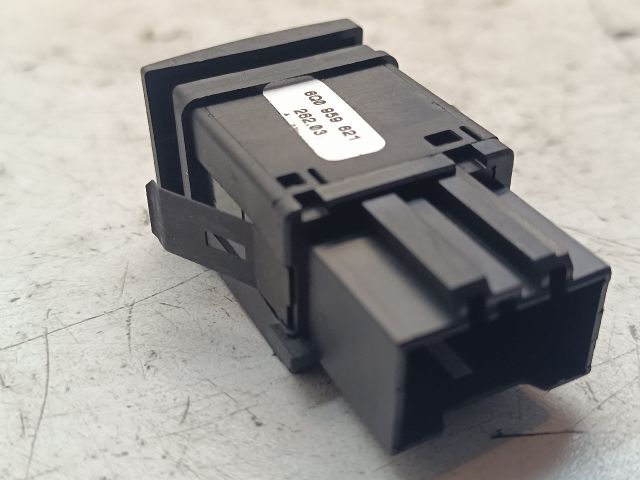 bontott VW POLO IV Ablakfűtés Kapcsoló