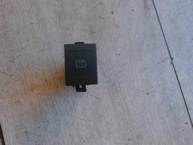 bontott VW POLO IV Ablakfűtés Kapcsoló