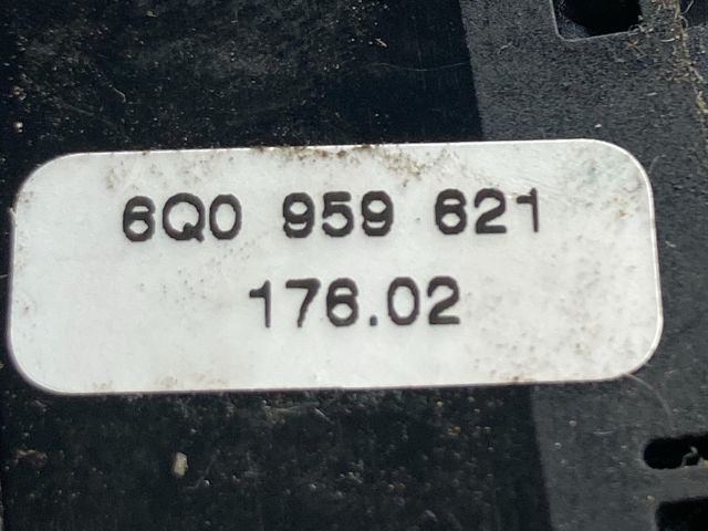 bontott VW POLO IV Ablakfűtés Kapcsoló