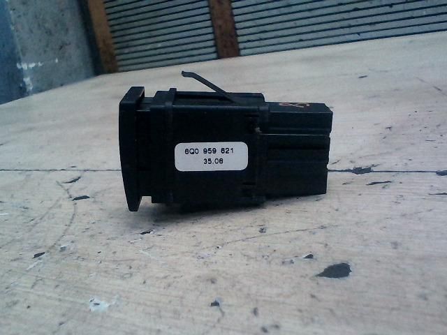 bontott VW POLO IV Ablakfűtés Kapcsoló