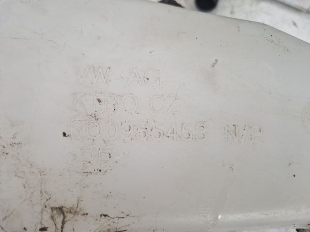 bontott VW POLO IV Ablakmosó Tartály