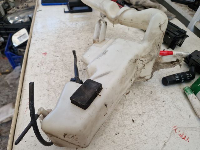 bontott VW POLO IV Ablakmosó Tartály