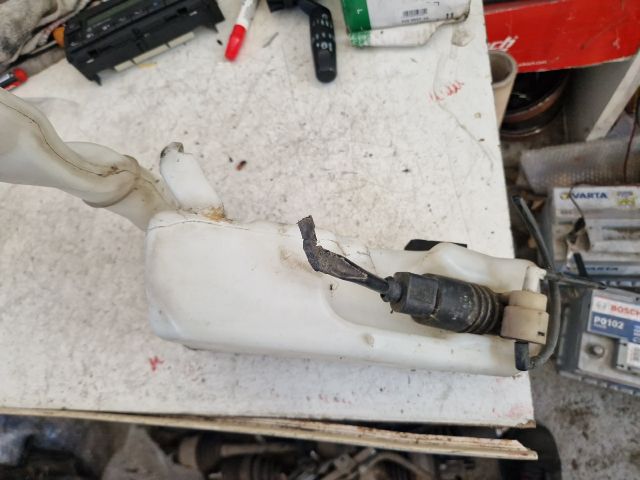 bontott VW POLO IV Ablakmosó Tartály