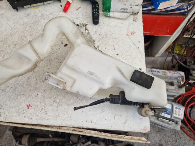 bontott VW POLO IV Ablakmosó Tartály