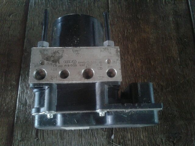 bontott VW POLO IV ABS Kocka