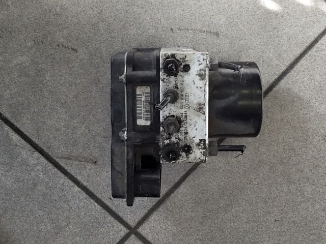 bontott VW POLO IV ABS Kocka