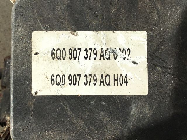 bontott VW POLO IV ABS Kocka