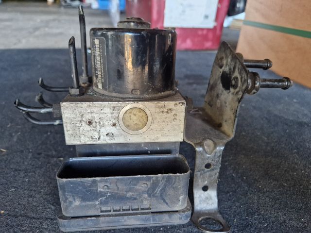 bontott VW POLO IV ABS Kocka