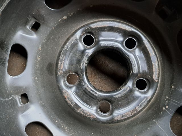 bontott VW POLO IV Acélfelni Gumival (1 db)