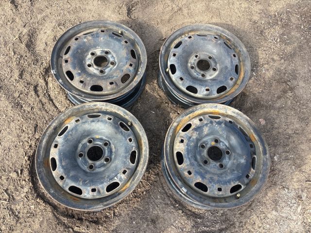 bontott VW POLO IV Acélfelni Szett