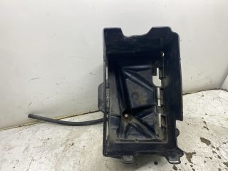 bontott VW POLO IV Akkumulátor Tartó