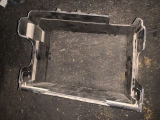 bontott VW POLO IV Akkumulátor Tartó