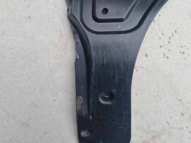 bontott VW POLO IV Alsó Motorburkolat