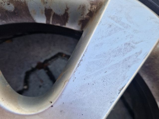 bontott VW POLO IV Alufelni Pár Gumival