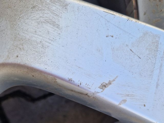 bontott VW POLO IV Alufelni Pár Gumival