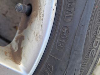 bontott VW POLO IV Alufelni Pár Gumival