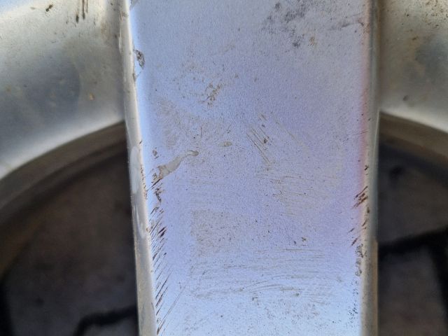 bontott VW POLO IV Alufelni Pár Gumival