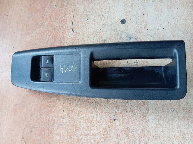 bontott VW POLO IV Bal első Ablakemelő Kapcsoló