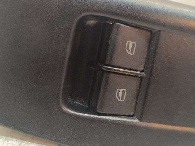 bontott VW POLO IV Bal első Ablakemelő Kapcsoló