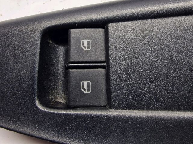 bontott VW POLO IV Bal első Ablakemelő Kapcsoló