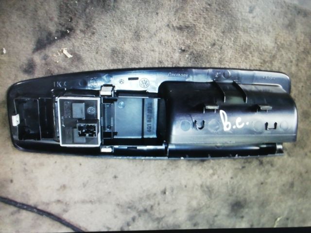 bontott VW POLO IV Bal első Ablakemelő Kapcsoló