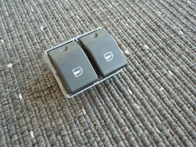 bontott VW POLO IV Bal első Ablakemelő Kapcsoló