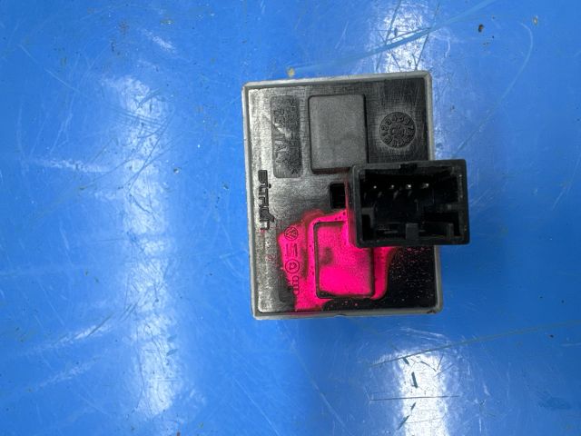 bontott VW POLO IV Bal első Ablakemelő Kapcsoló