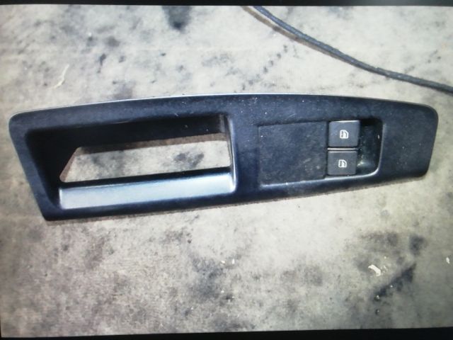 bontott VW POLO IV Bal első Ablakemelő Kapcsoló
