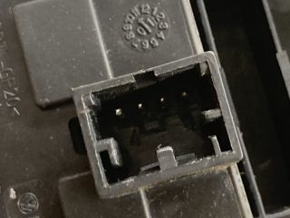 bontott VW POLO IV Bal első Ablakemelő Kapcsoló