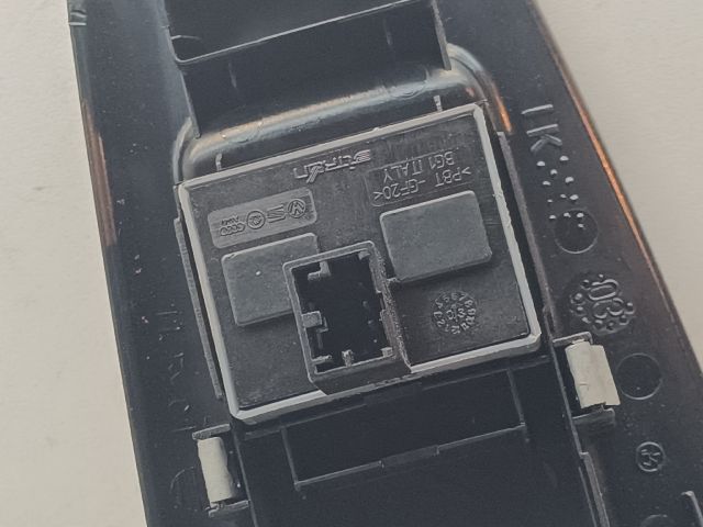 bontott VW POLO IV Bal első Ablakemelő Kapcsoló