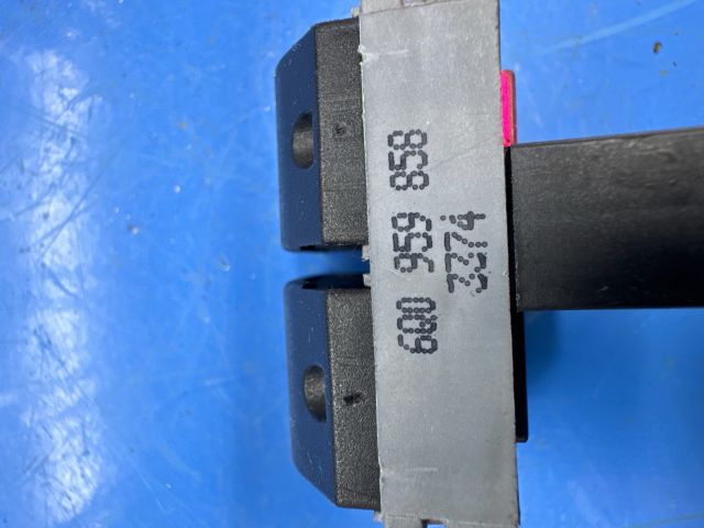 bontott VW POLO IV Bal első Ablakemelő Kapcsoló