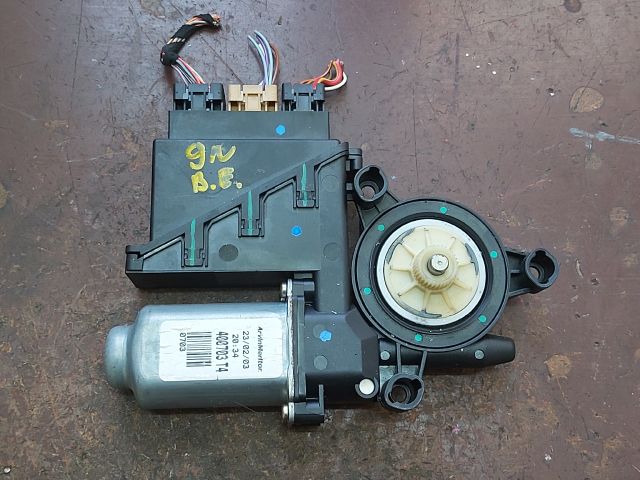 bontott VW POLO IV Bal első Ablakemelő Motor